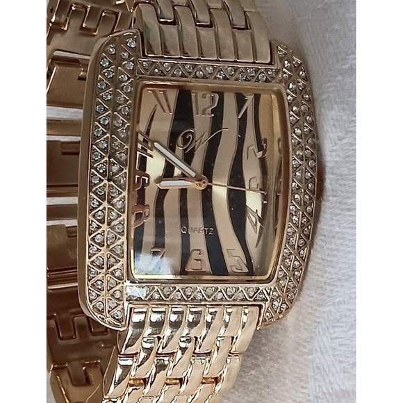 NIB Waltham Quartz Wristwatch Rhinestones Tiger Stripe New Watch main image 5